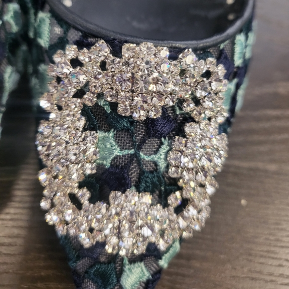 Manolo Blahnik Hangasi 105 Blue Lace - Picture 4 of 10